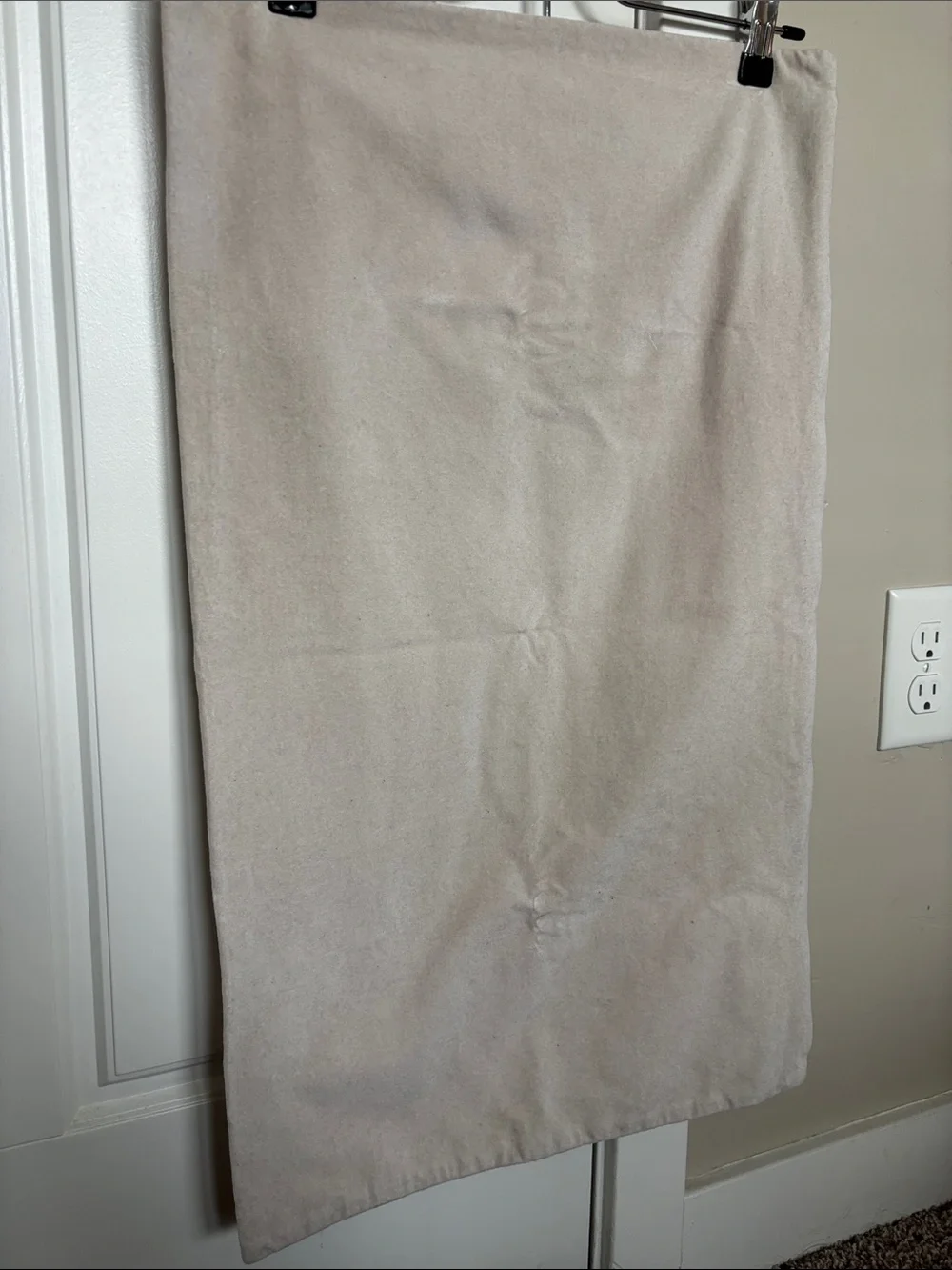 IKEA SANELA 16” x 26” Ivory/Cream Pillow Cover